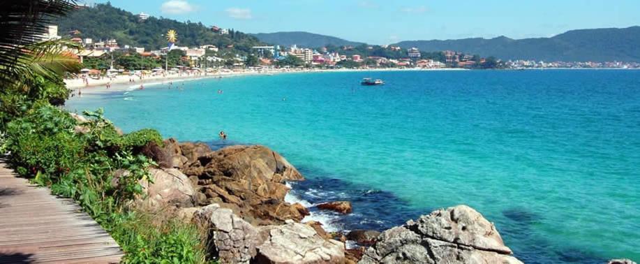 Praia De Bombinhas Res Solar Das Bromelias Bagian luar foto